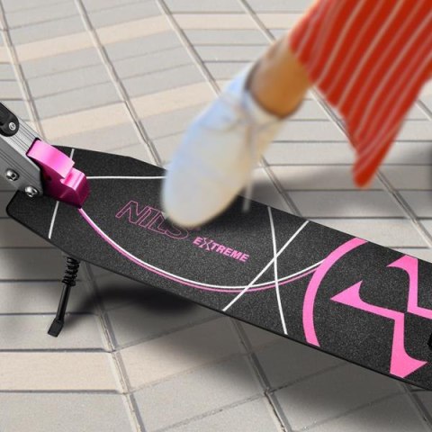 HM127 HULAJNOGA NILS EXTREME