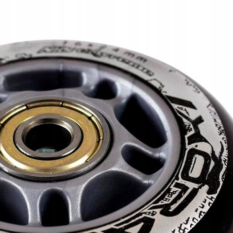 PU 84x24 82A CZARNE (4 szt.) + ABEC-9 CHROME (8 szt.) ZESTAW NILS EXTREME